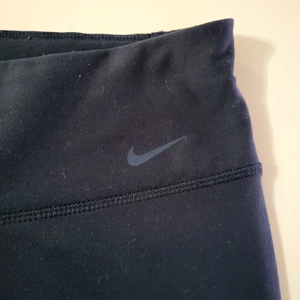Nike Women's Black DRI-FIT One Legend Capri Leggings